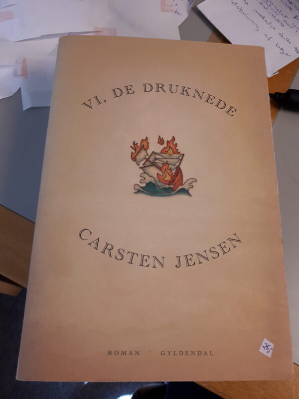 Vi, de druknede - Carsten Jensen  - Gyldendal