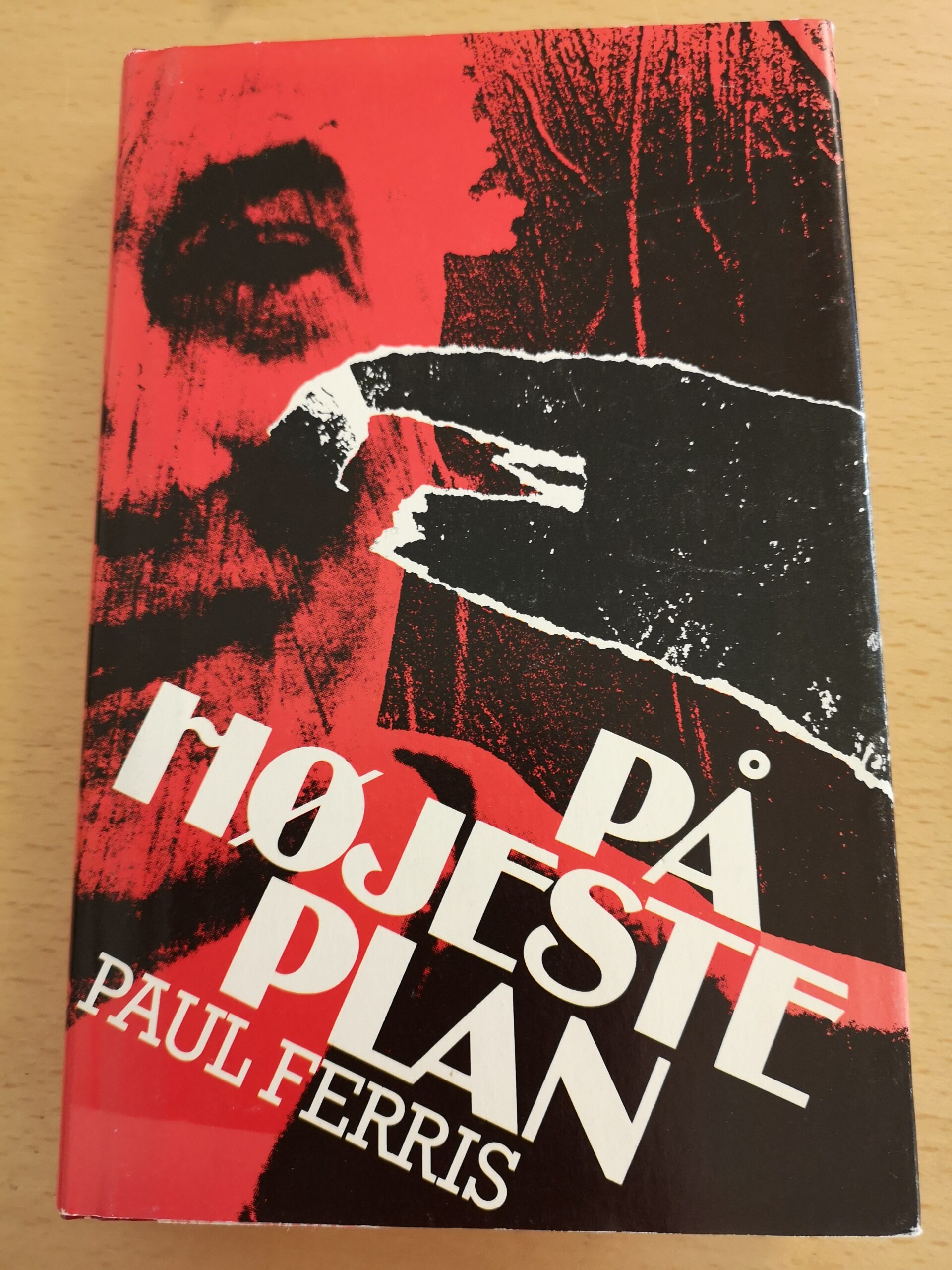 På højeste plan Paul Ferris