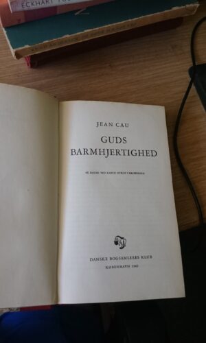 GUDS BARMHJERTIGHED-JEAN CAU