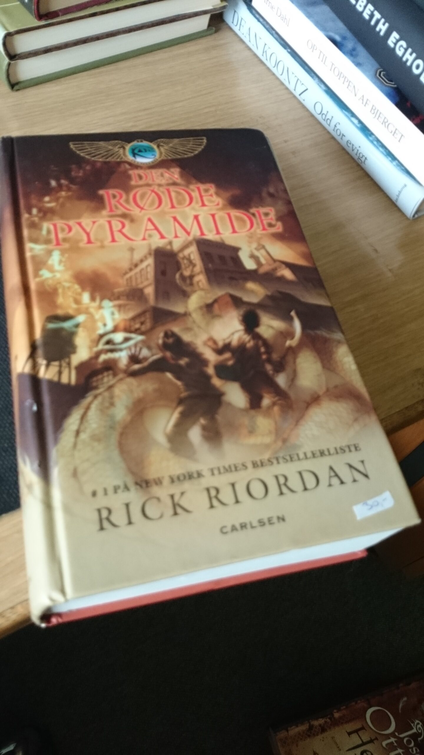 DEN RØDE PYRAMIDE-RICK RIORDAN