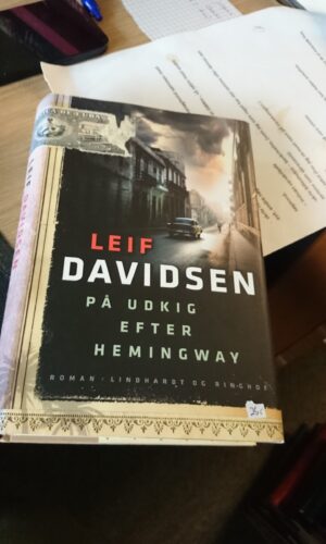 PÅ UDKIG EFTER HEMINGWAY-LEIF DAVIDSEN