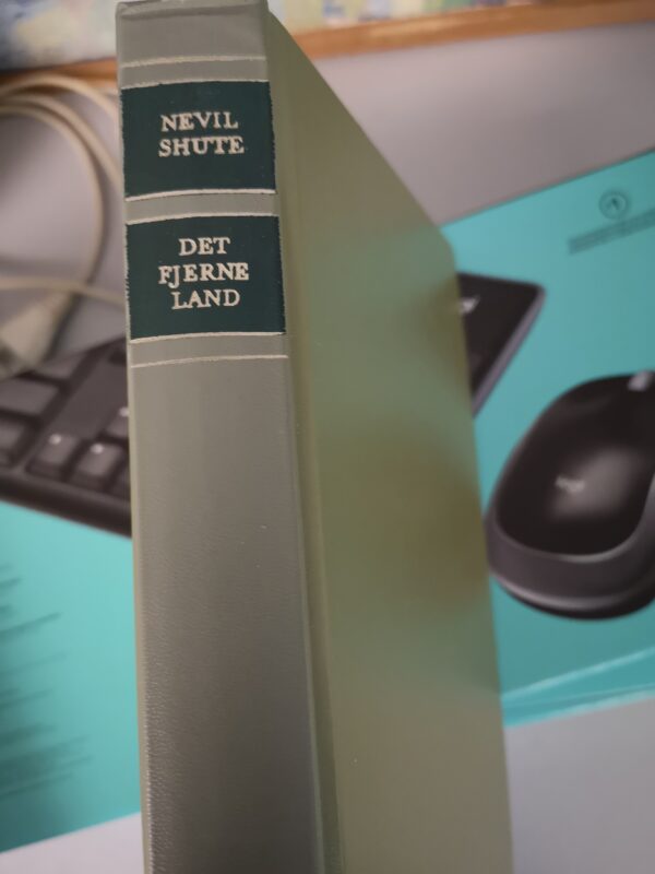 Det fjerne land - Nevil Shute - Lademann