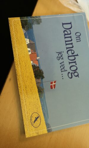 Om Dannebrog jeg ved... - Forlaget Viborg