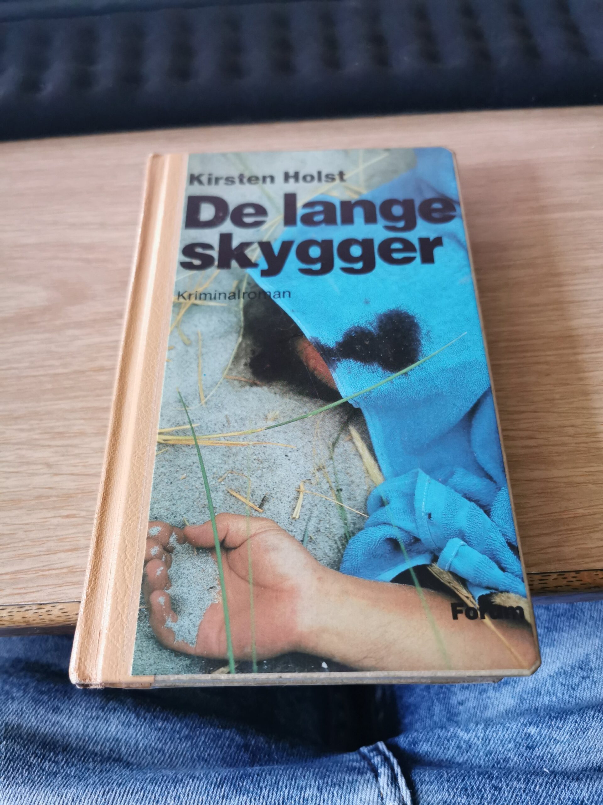 De lange skygger - Kirsten Holst