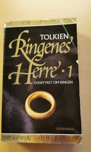 Ringenes Herre 1. Eventyret om ringen. På dansk ved Ida Ludvigsen.