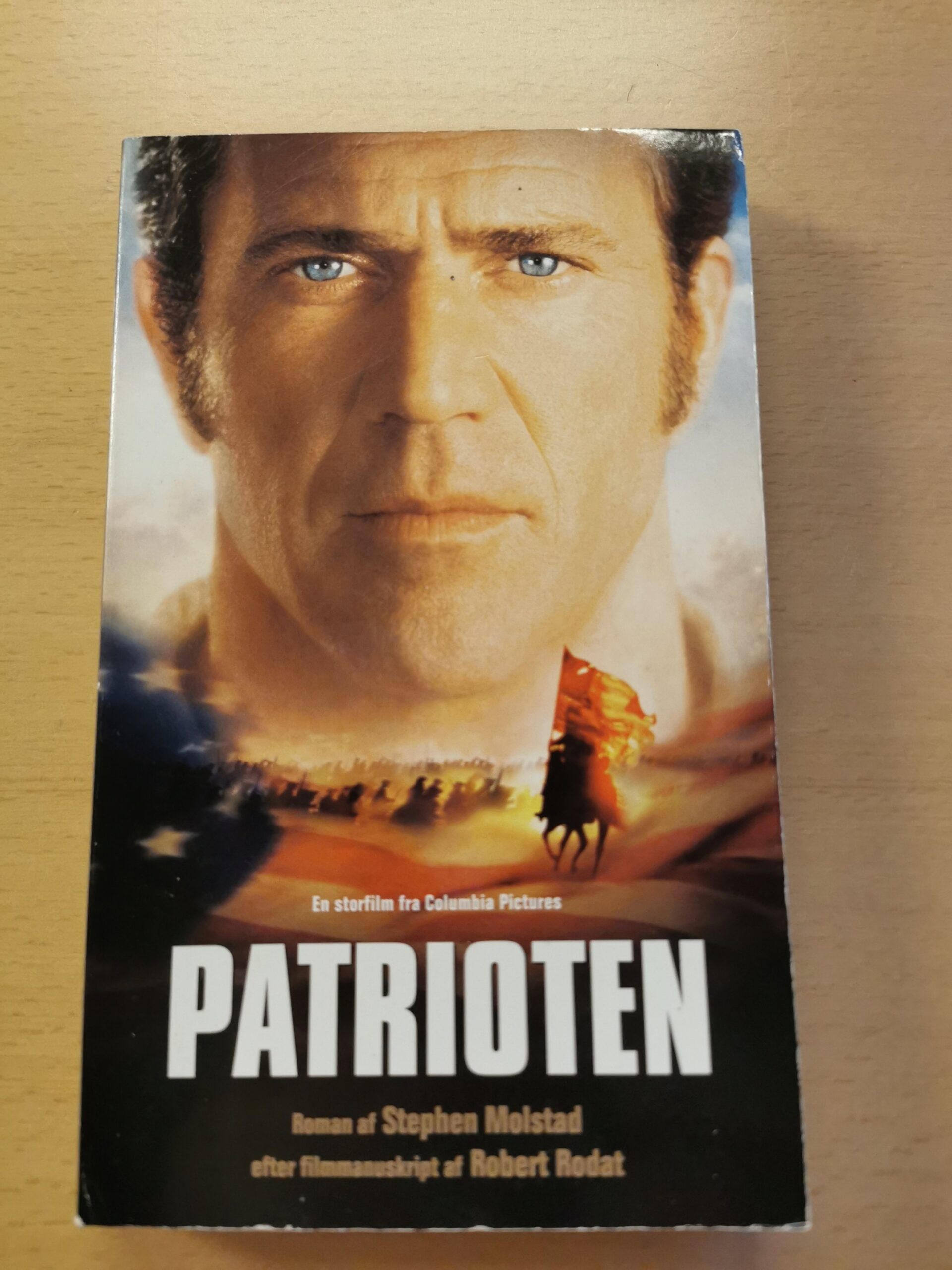 Patrioten. Roman af Stephen Molstad.