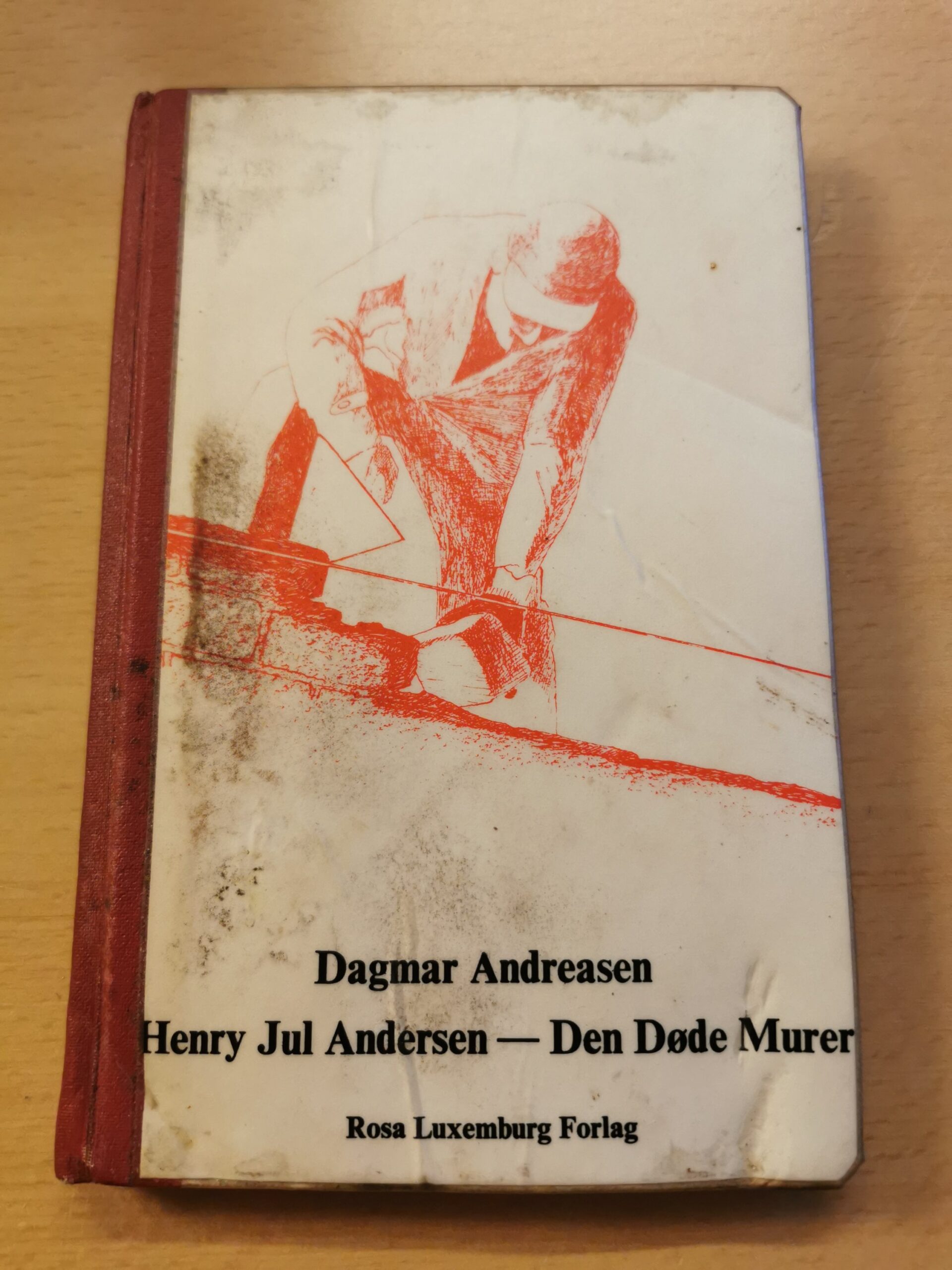 Den døde murer - Henry J. Andersen