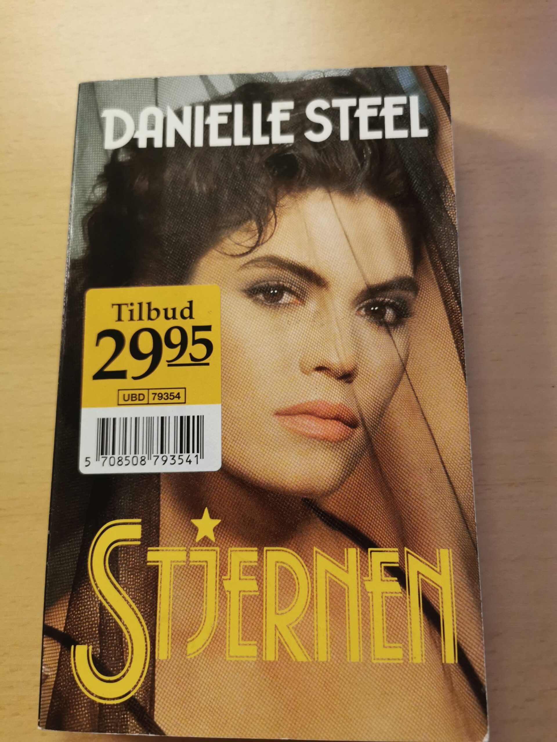 Stjernen - Af Danielle Steel.