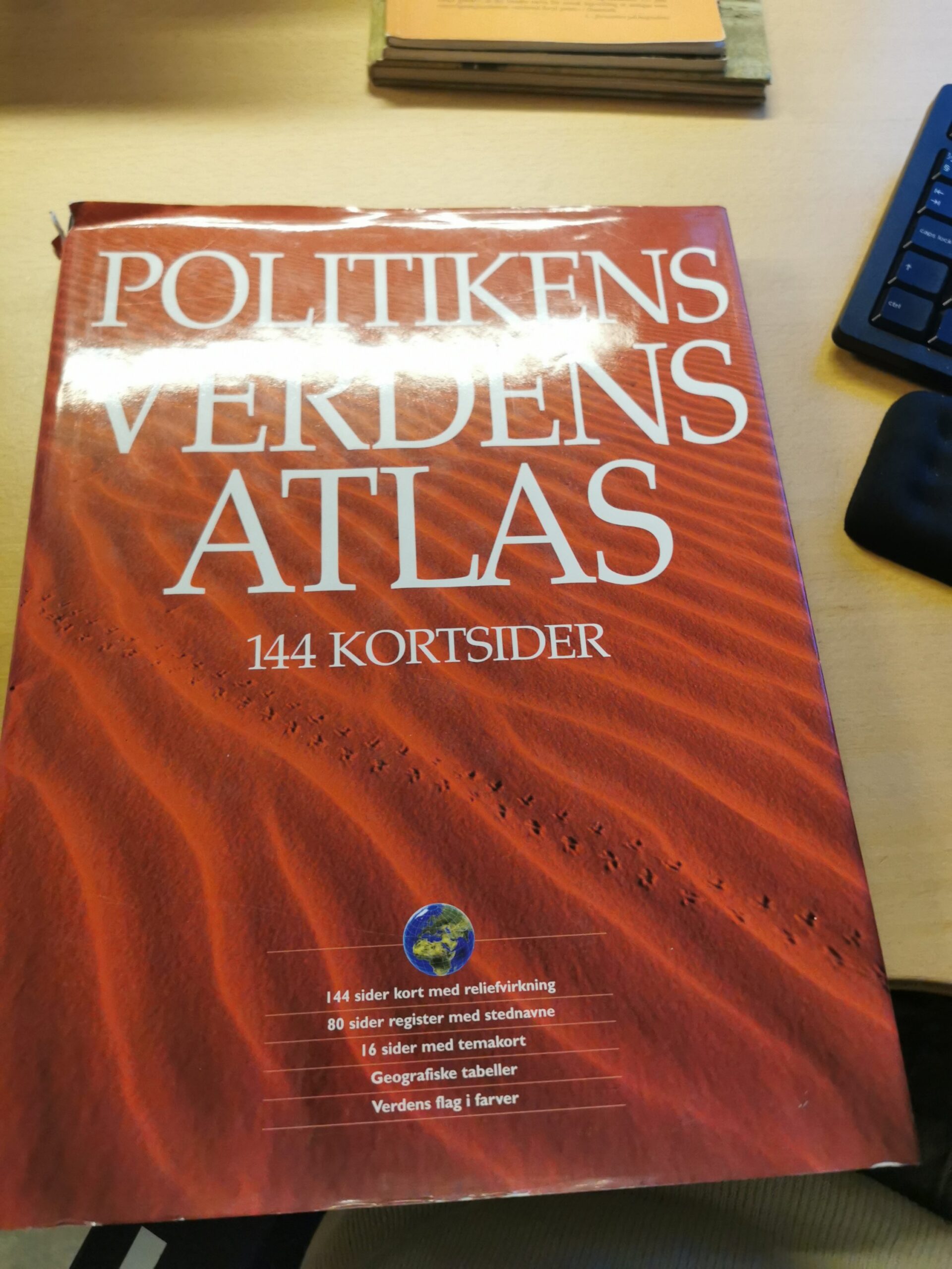 POLITTIKENS VERDENS ATLAS