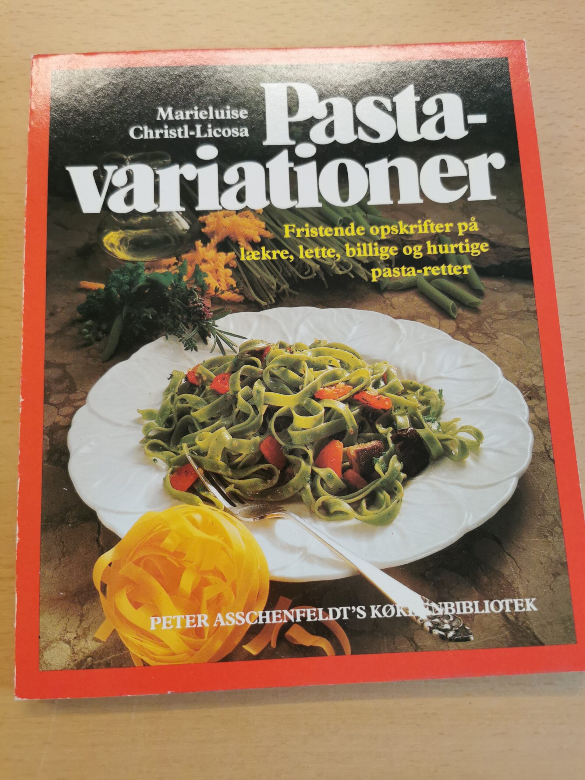 Marieluise Christl-Licosa: Pastavariationer