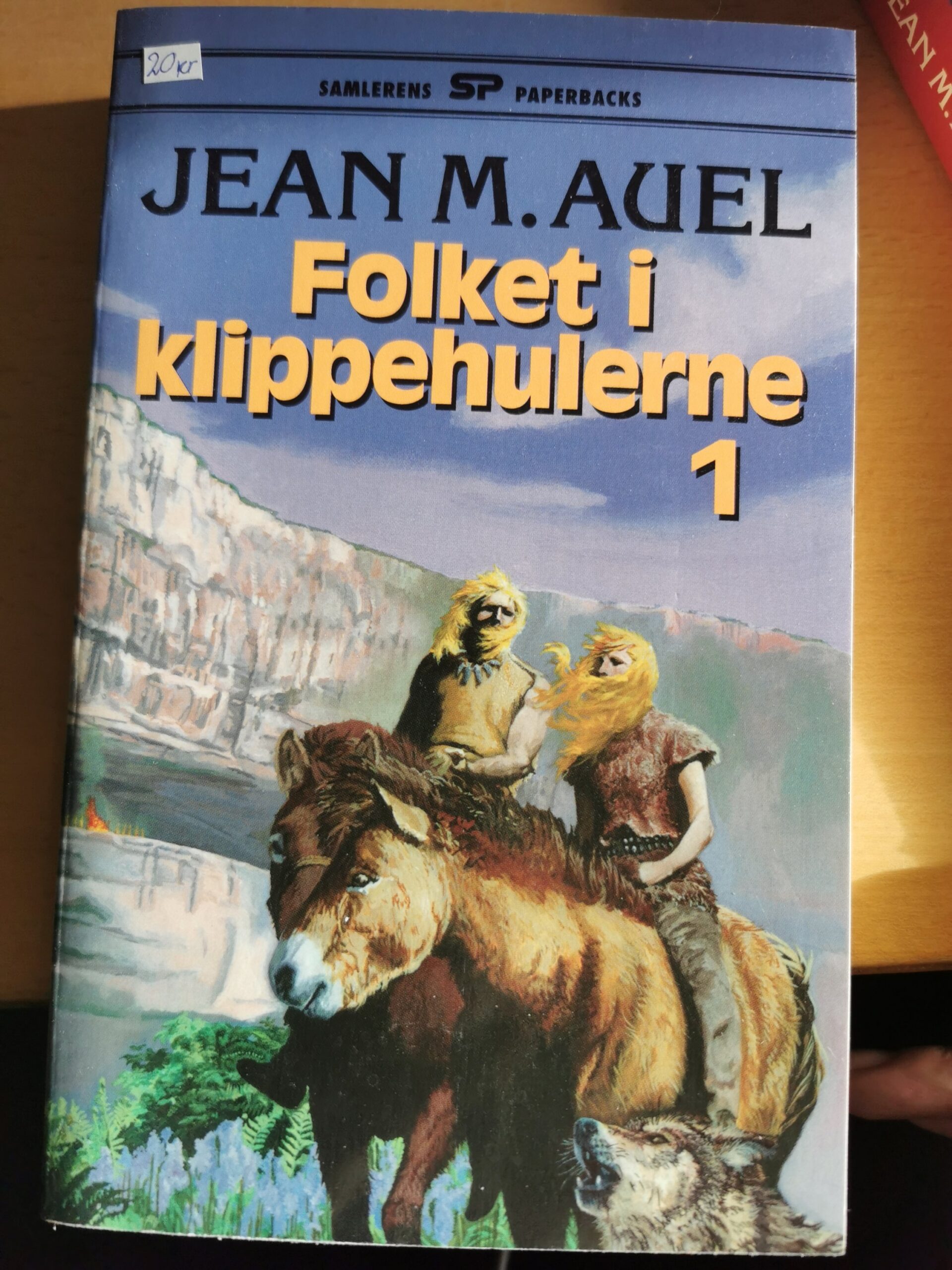 Folket i Klippehulerne 1, Jean M. Auel