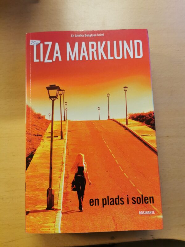 LIZA MARKLUND en plads i solen