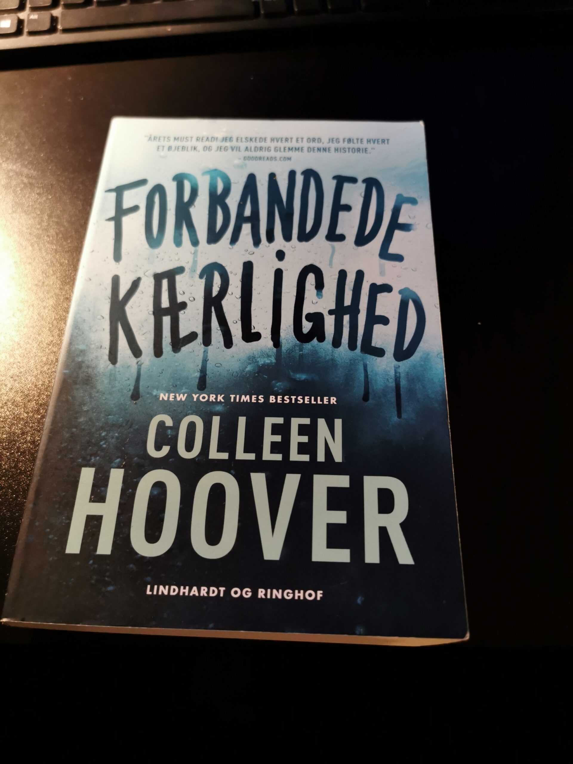 Forbandede kærlighed - Colleen Hoover