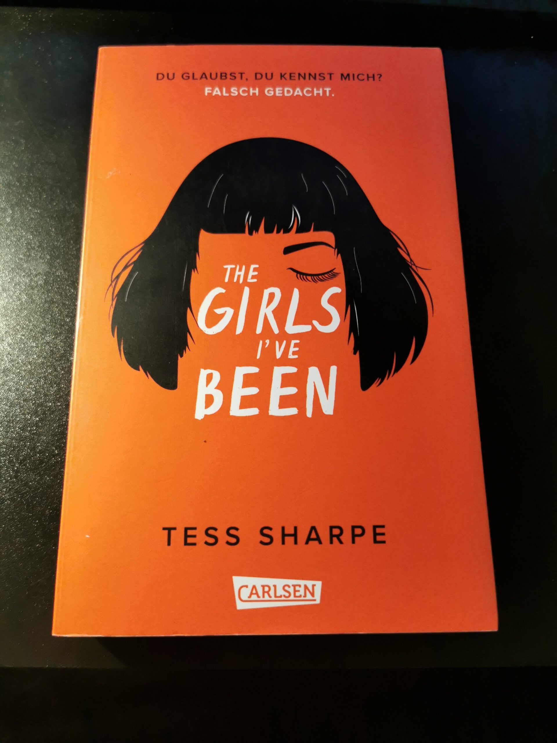 The Girls I´ve Been, Du glaubst, du kennst mich, falsch gedacht, Tess Sharpe