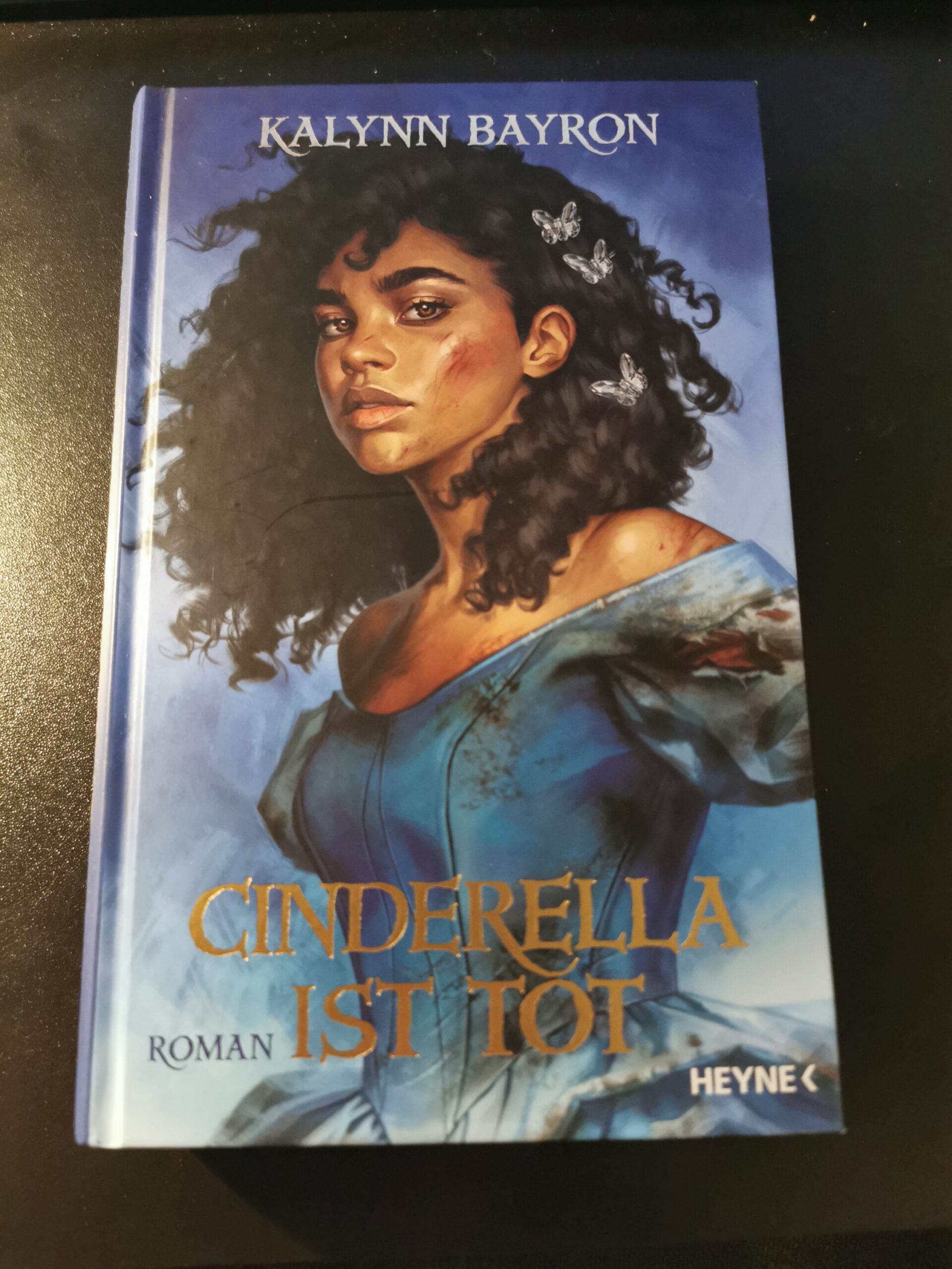 Cinderella ist tot, Kalynn Bayron