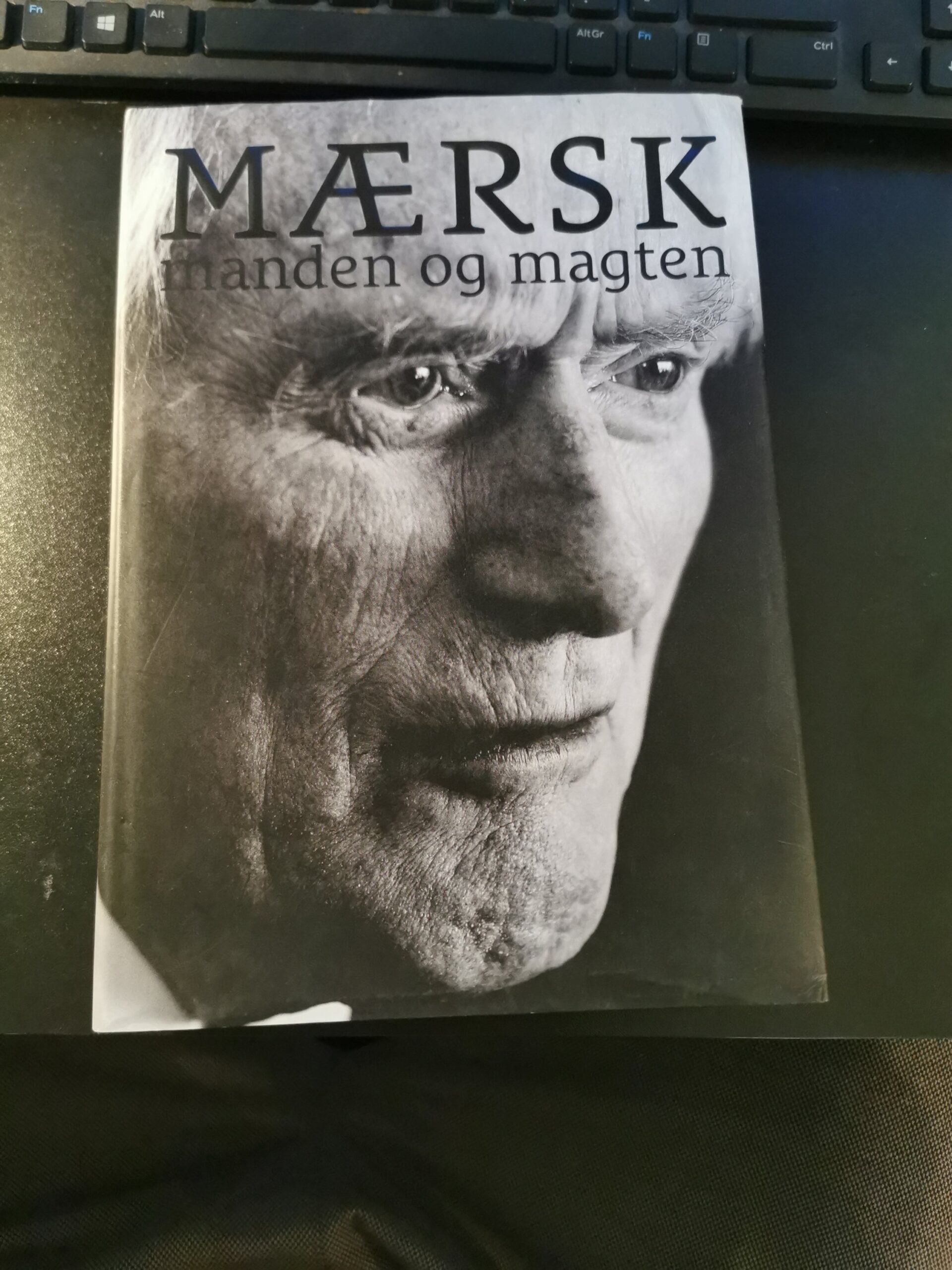 Mærsk, Manden og magten, Peter Suppli Benson, Bjørn Lambek, Stig Ørskov