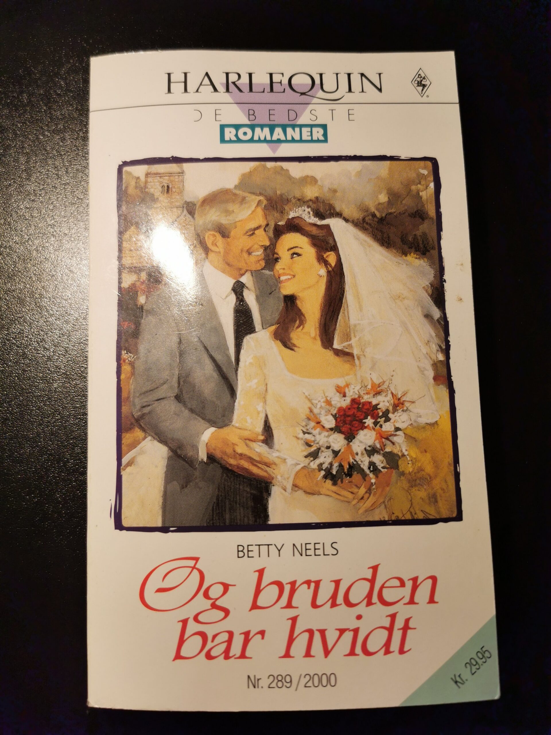 Betty Neels - Og Bruden Bar Hvidt