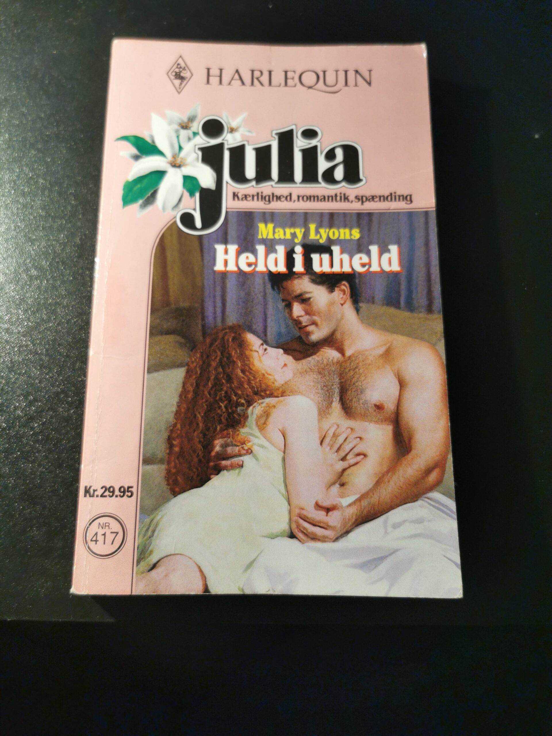 Held i uheld, Mary Lyons, Harlequin, Julia, nr. 417/2000