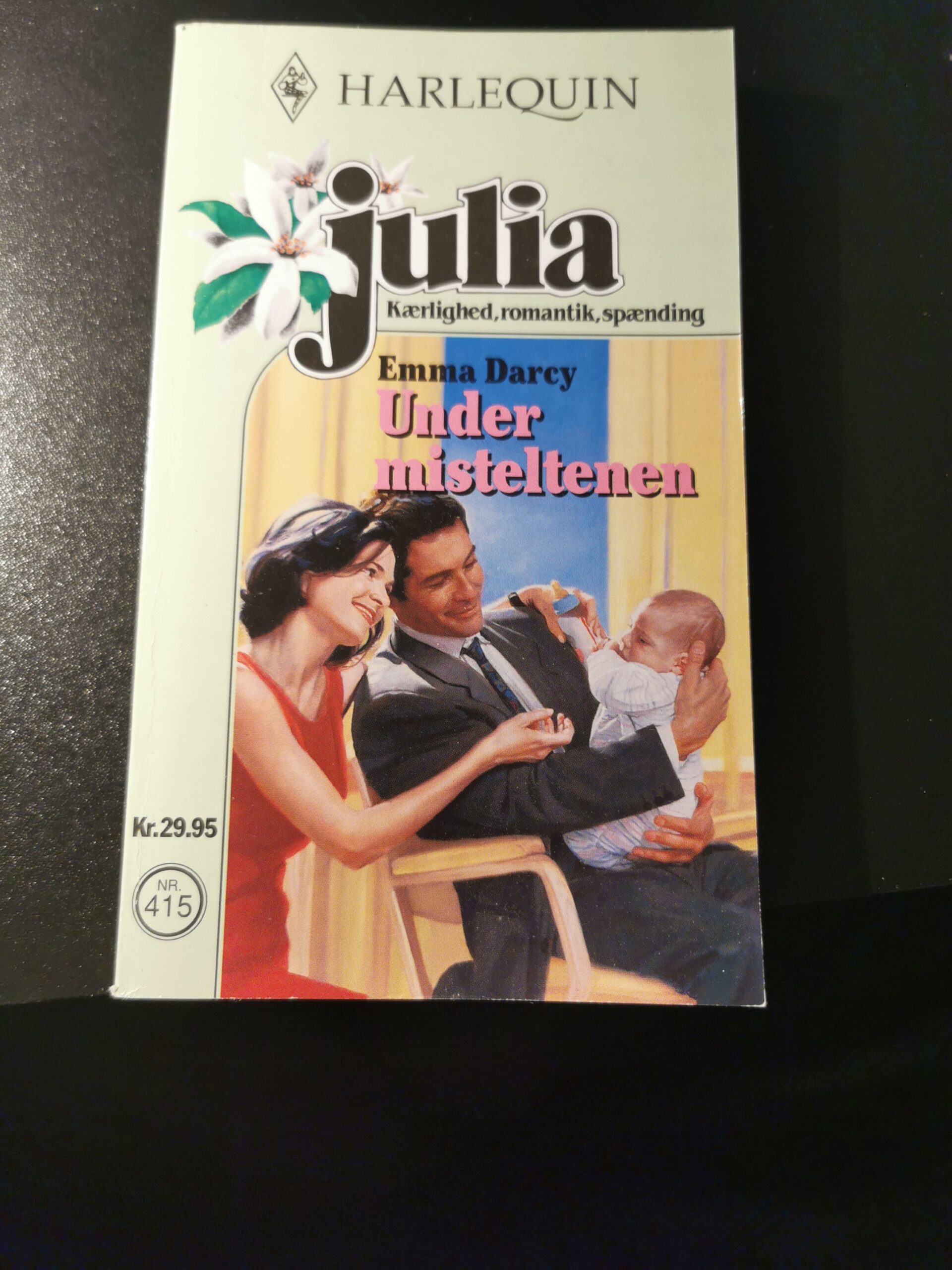 Under misteltenen, Emma Darcy, Harlequin, Julia, nr. 415/2000