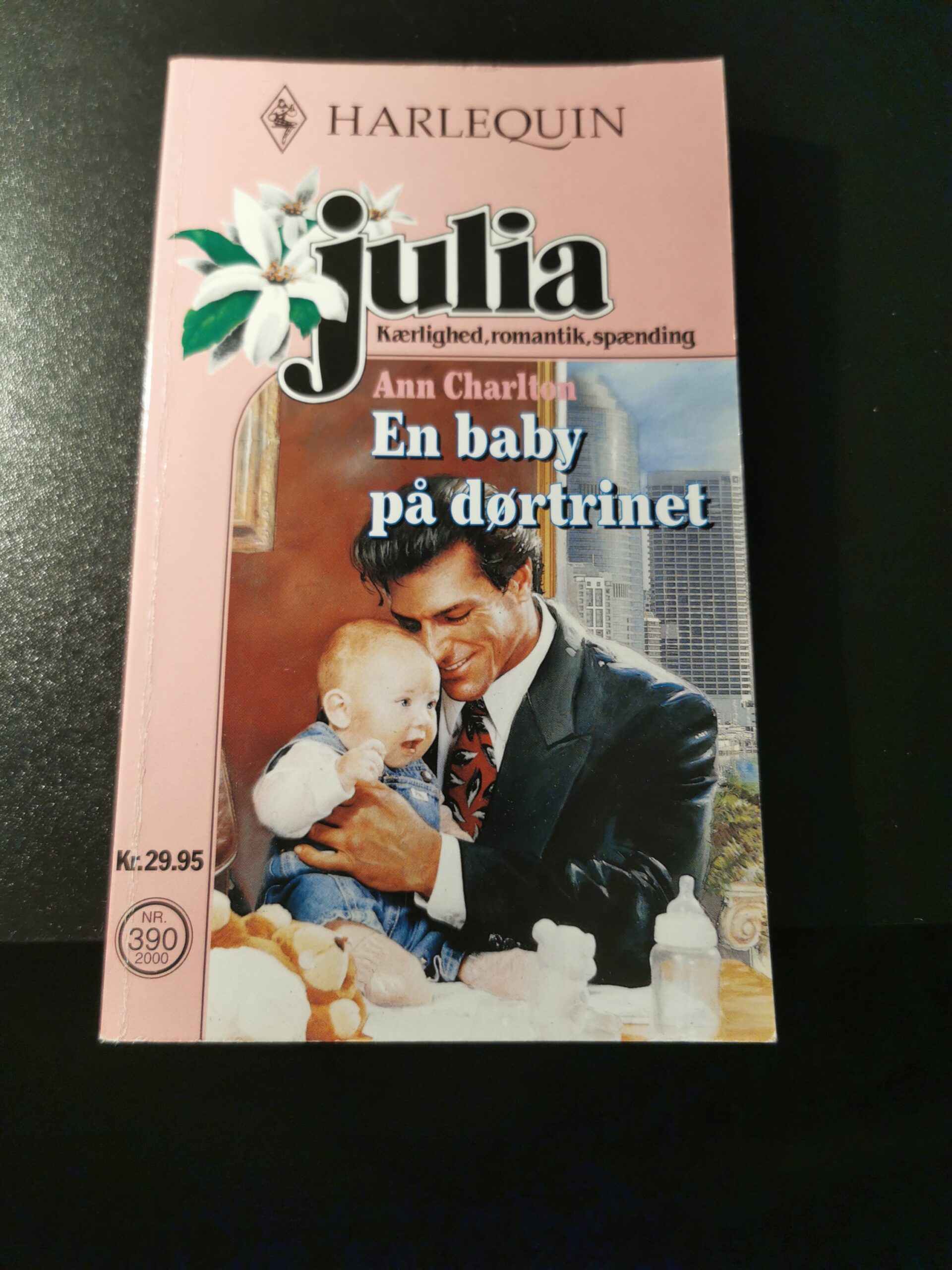 En baby på dørtrinet, Ann Charlton, Harlequin, Julia, nr. 390/2000