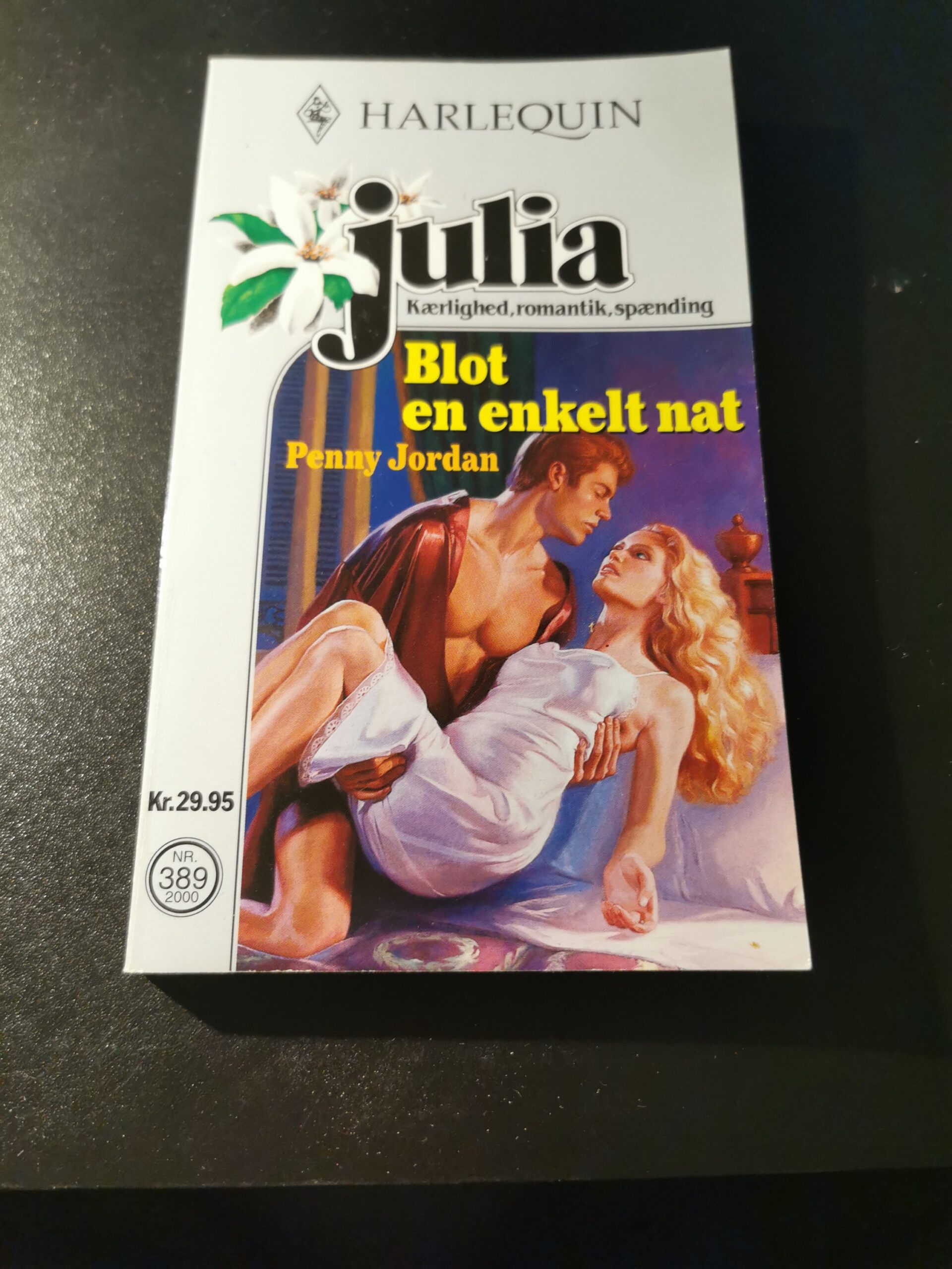 Blot en enkelt nat, Penny Jordan, Harlequin, Julia, nr. 389/2000