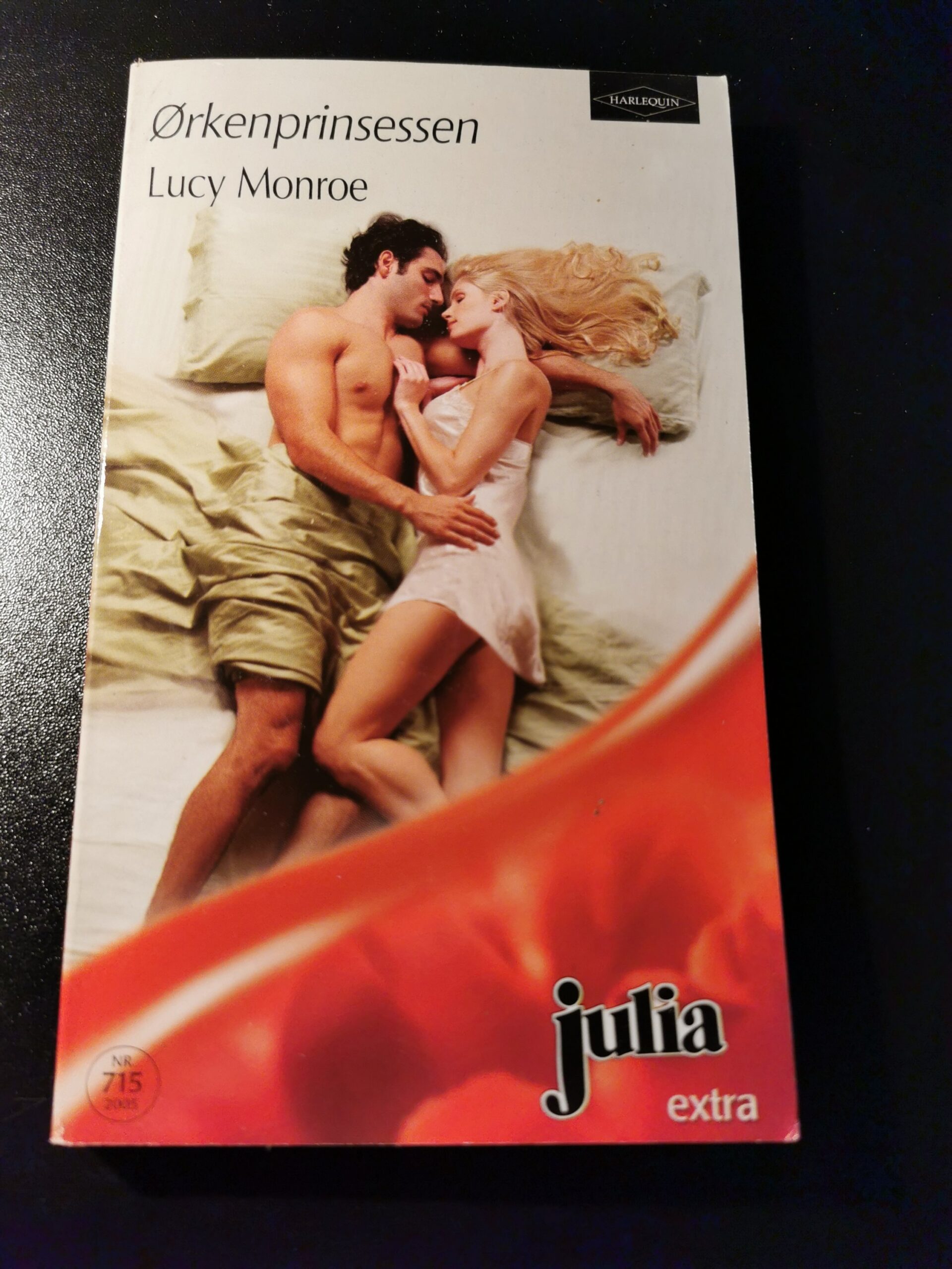 Ørkenprinsessen, Lucy Monroe, Julia, Harlequin, Nr 715/2005