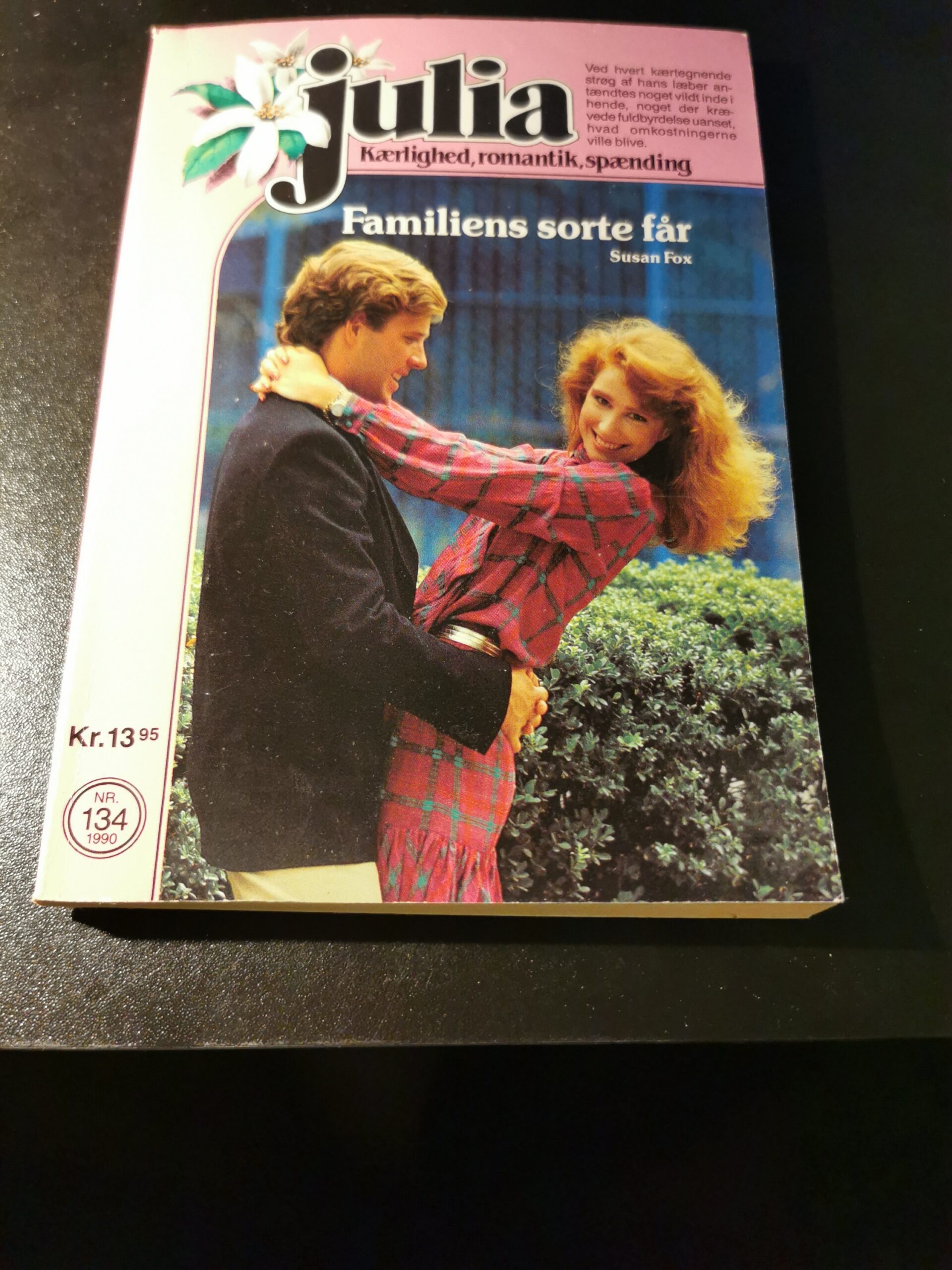 Familiens sorte får, Susan Fox, Julia, Harlequin, Nr. 134/1990