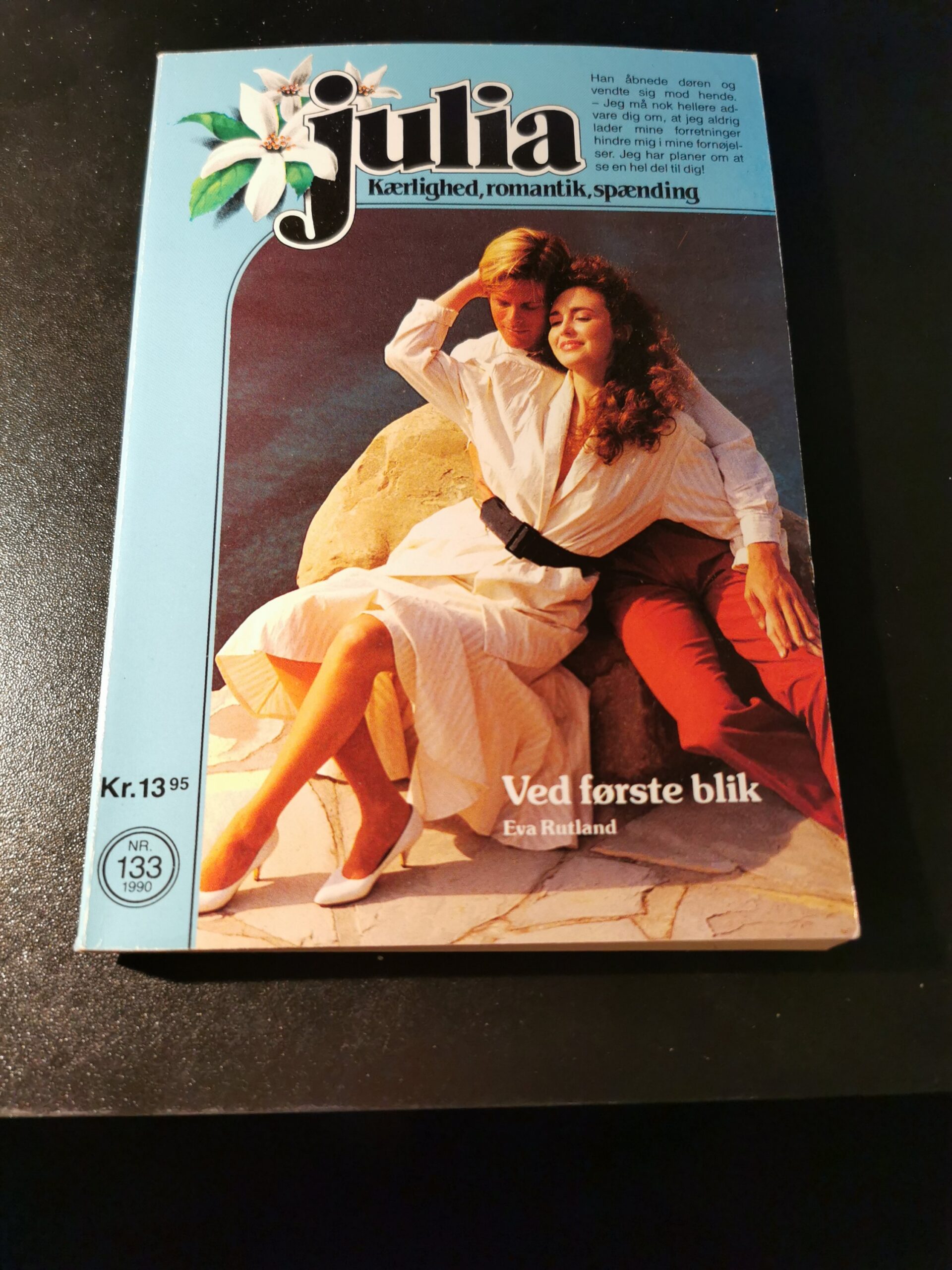 Ved første blik, Eva Rutland, Julia, Harlequin, Nr. 133/1990