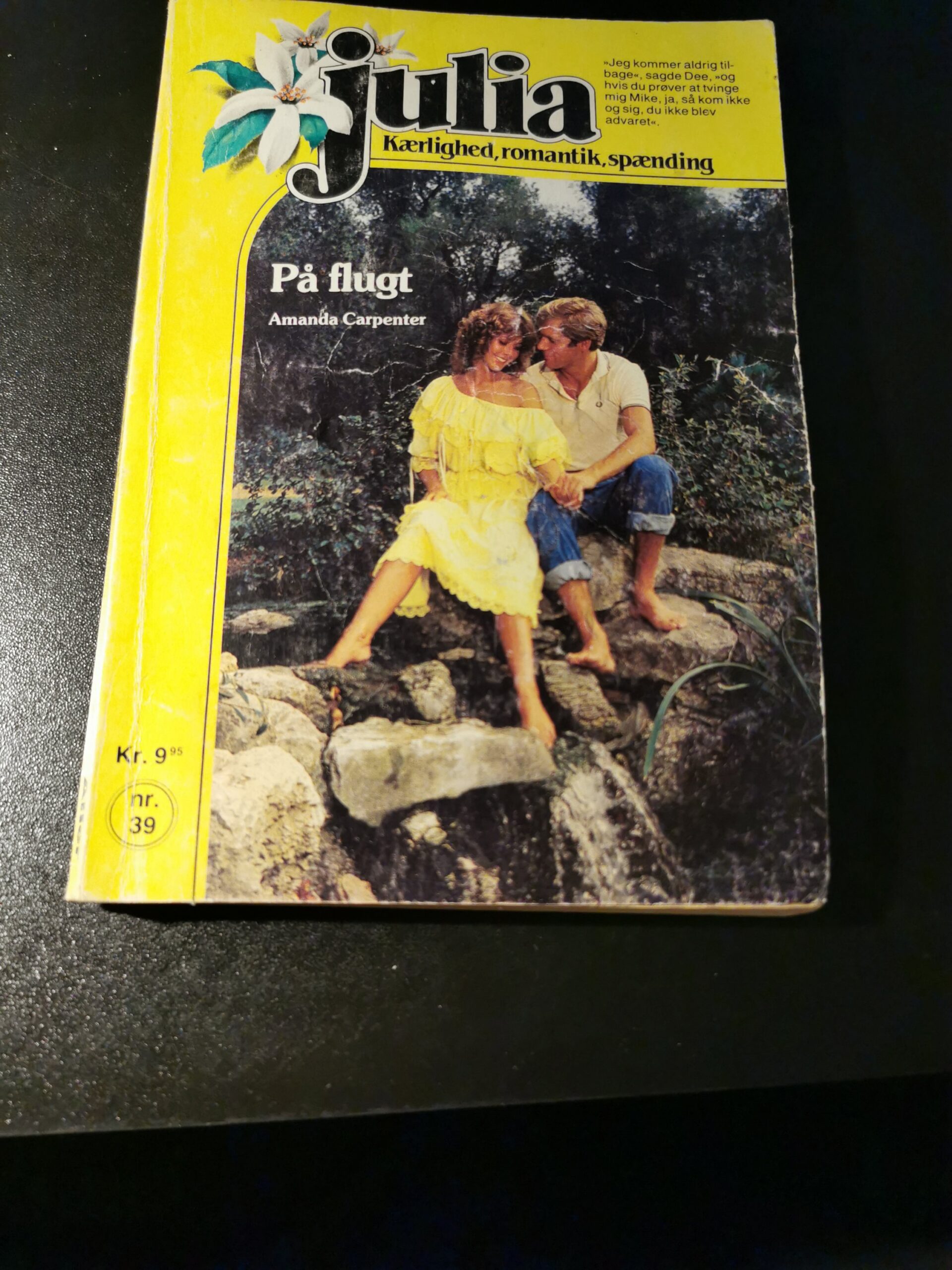 På flugt, Amanda Carpenter, Julia, Nr. 39