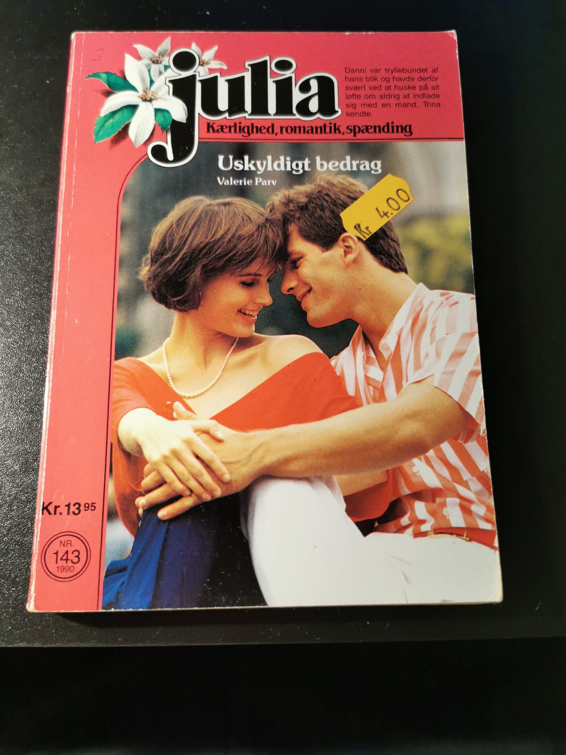 Uskyldig bedrag, Valerie Parv, Julia, Nr. 143/1990