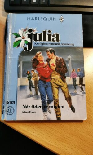 Når tiden er moden, Alison Fraser, Julia, Nr. 211/1993