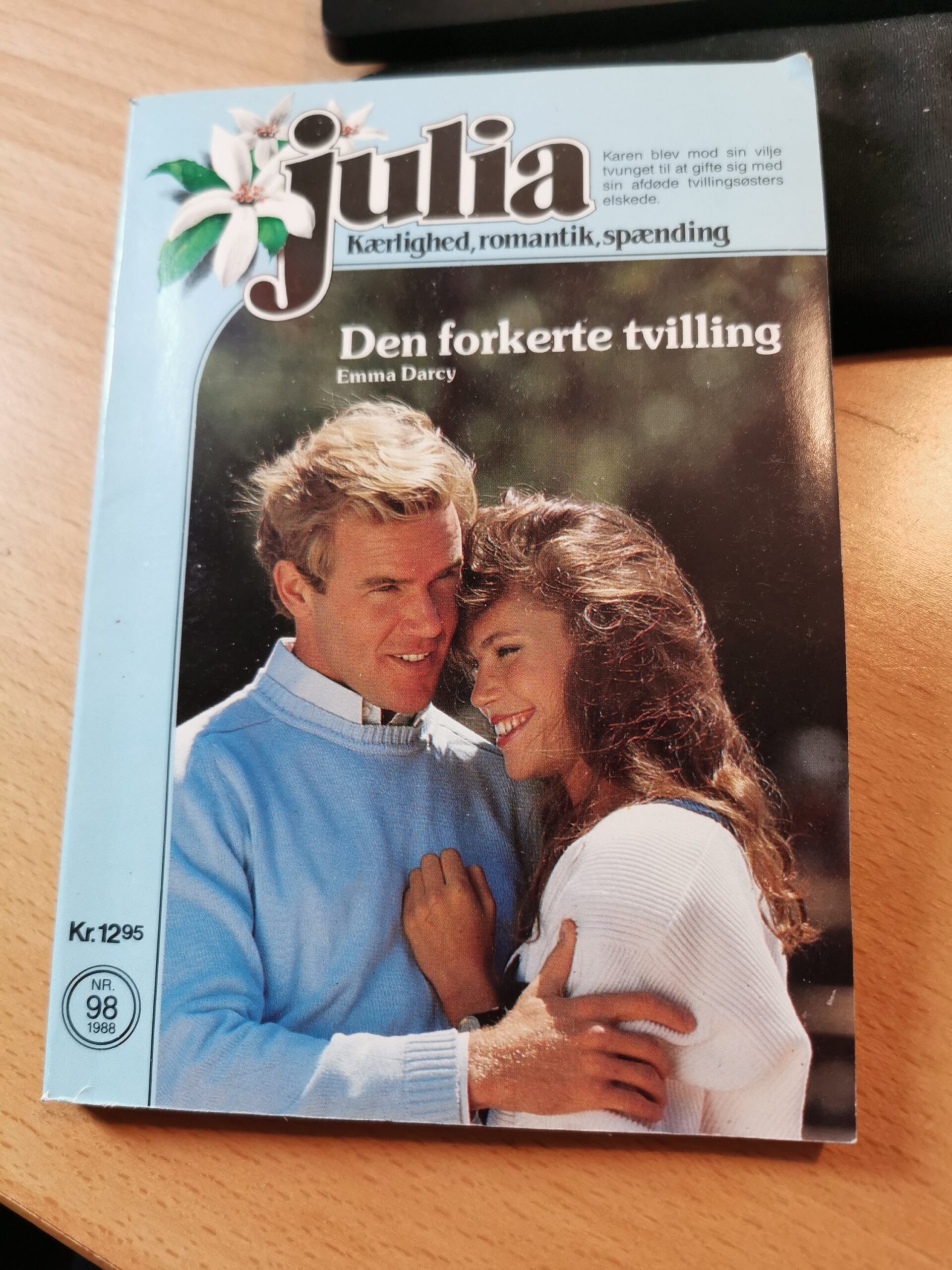 Den forkerte tvilling, Emma Darcy, Julia, Nr. 98/1988