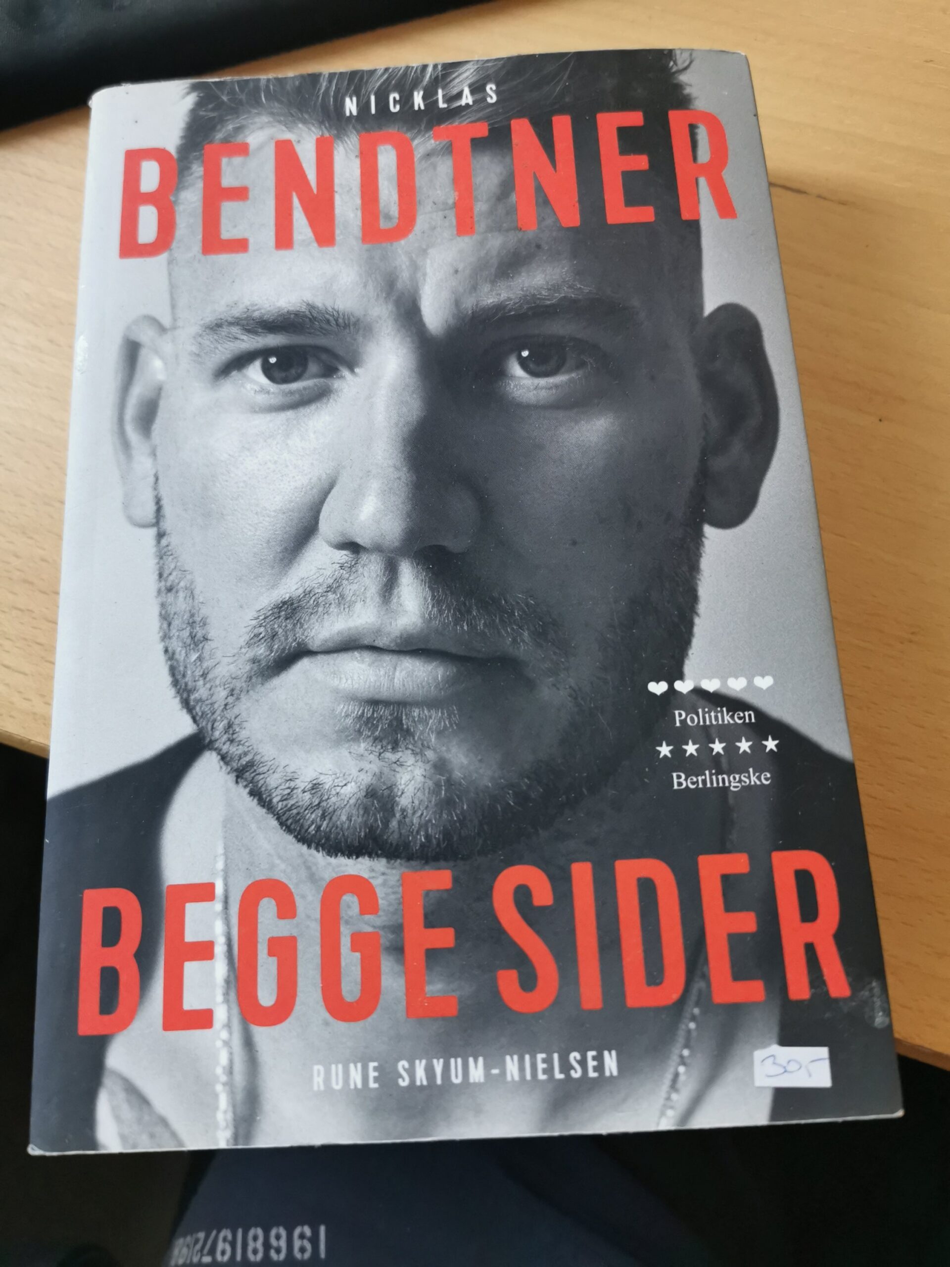 Begge sider - Nicklas Bendtner