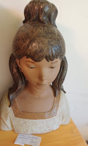 Lladro pige buste
