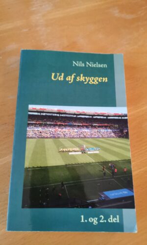 Ud af skyggen - Nils Nielsen