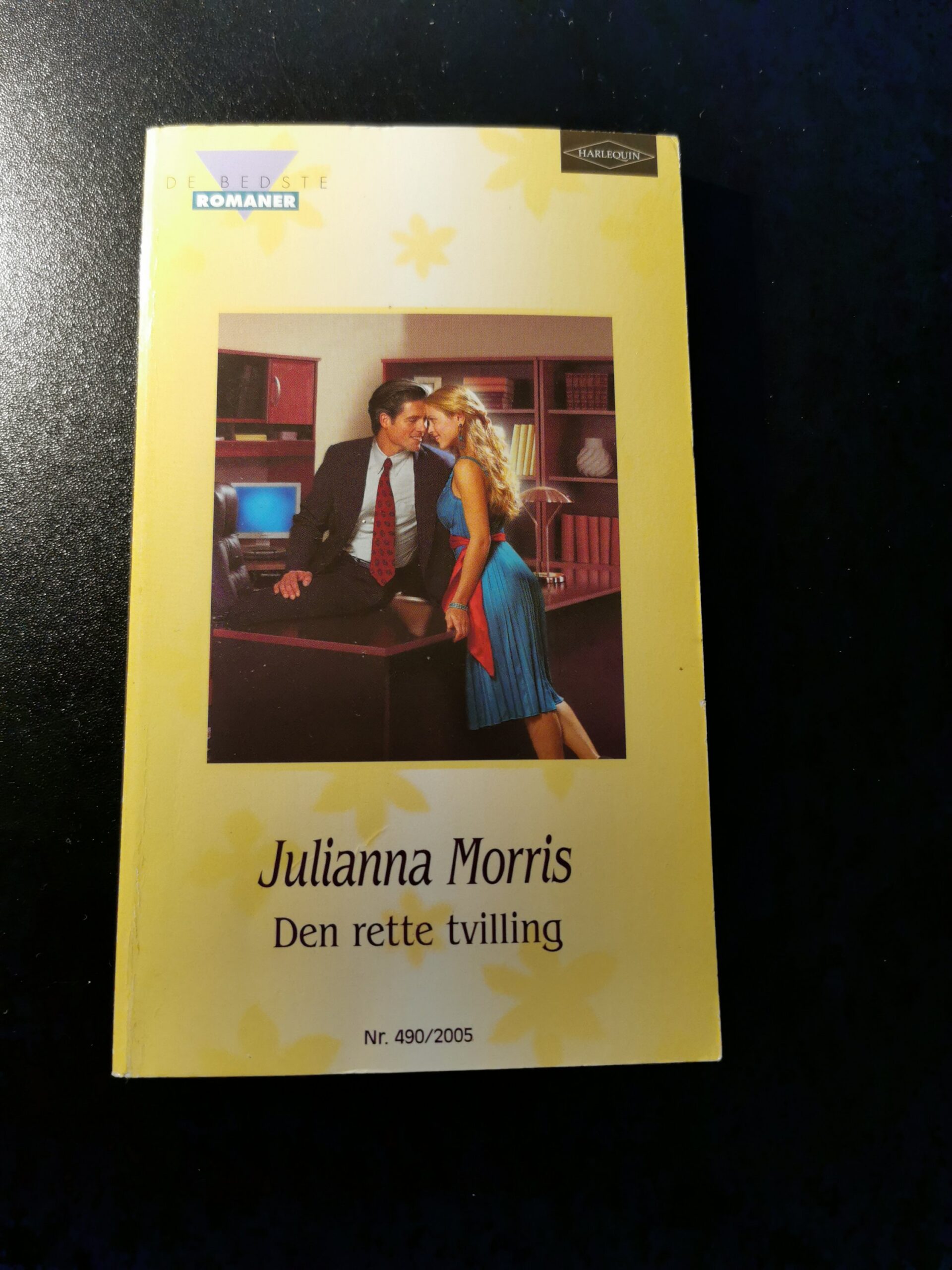 Den rette tvilling, Julianna Morris, De bedste romaner, Harlequin, Nr. 490/2005