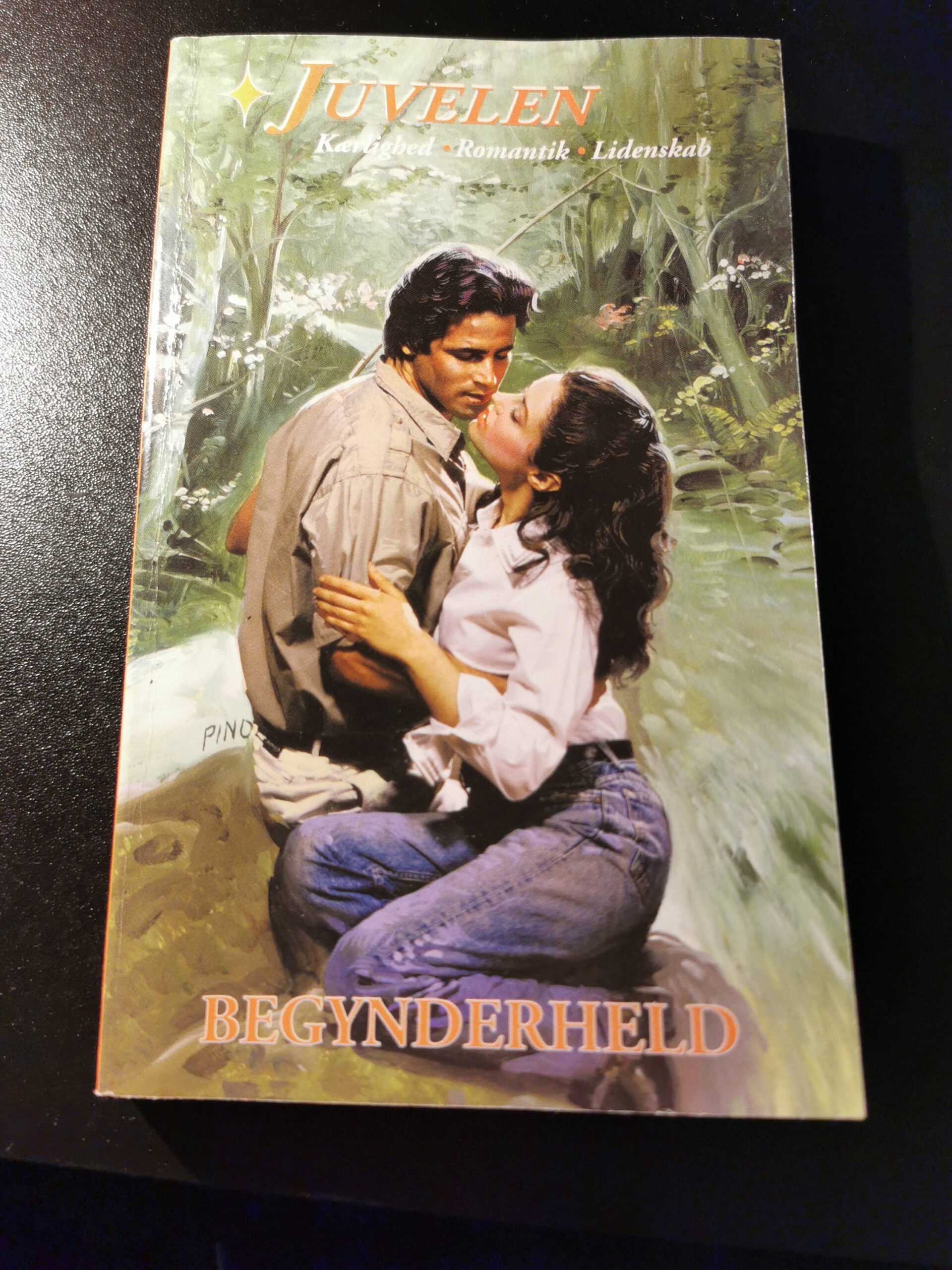 Juvelen, Begynderheld, Patricia Lynn, Egmont Tempo A/S, Nr, 33
