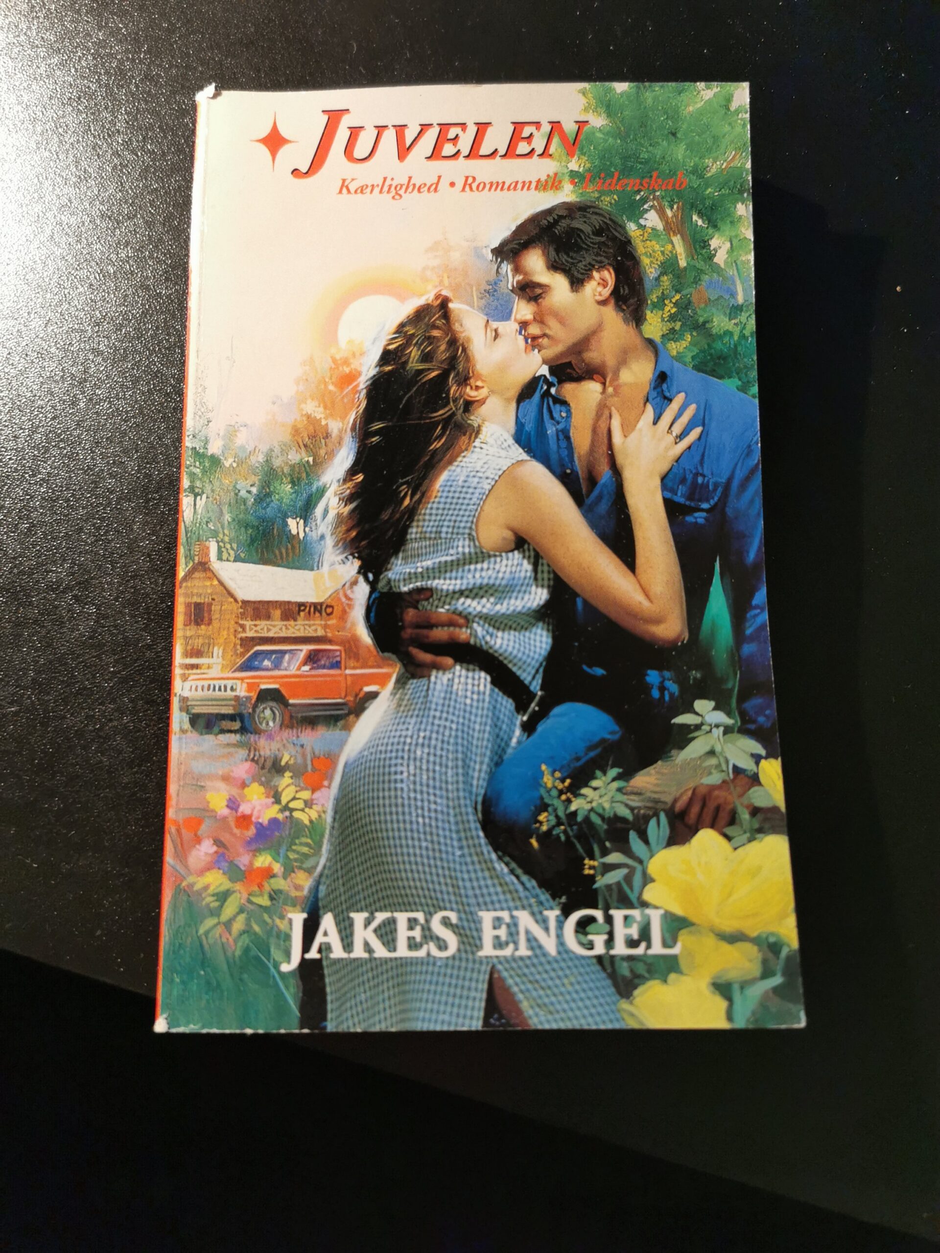Juvelen, Jakes engel, Lois Faye Dyer, Egmont Tempo A/S, Nr. 2
