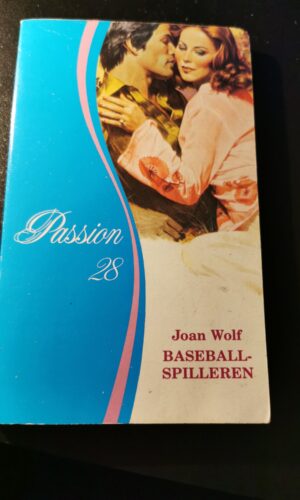 Passion, Baseballspilleren, Joan Wolf, Nr. 28
